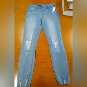 Old Navy distressed jeggings